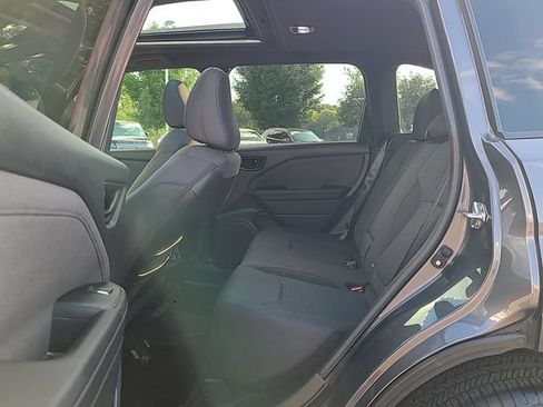 Used 2025 Subaru Forester Premium w/ Convenience Package #1 AWD/4WD image 26