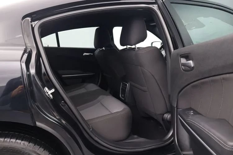 Used 2020 Dodge Charger SXT AWD/4WD image 17