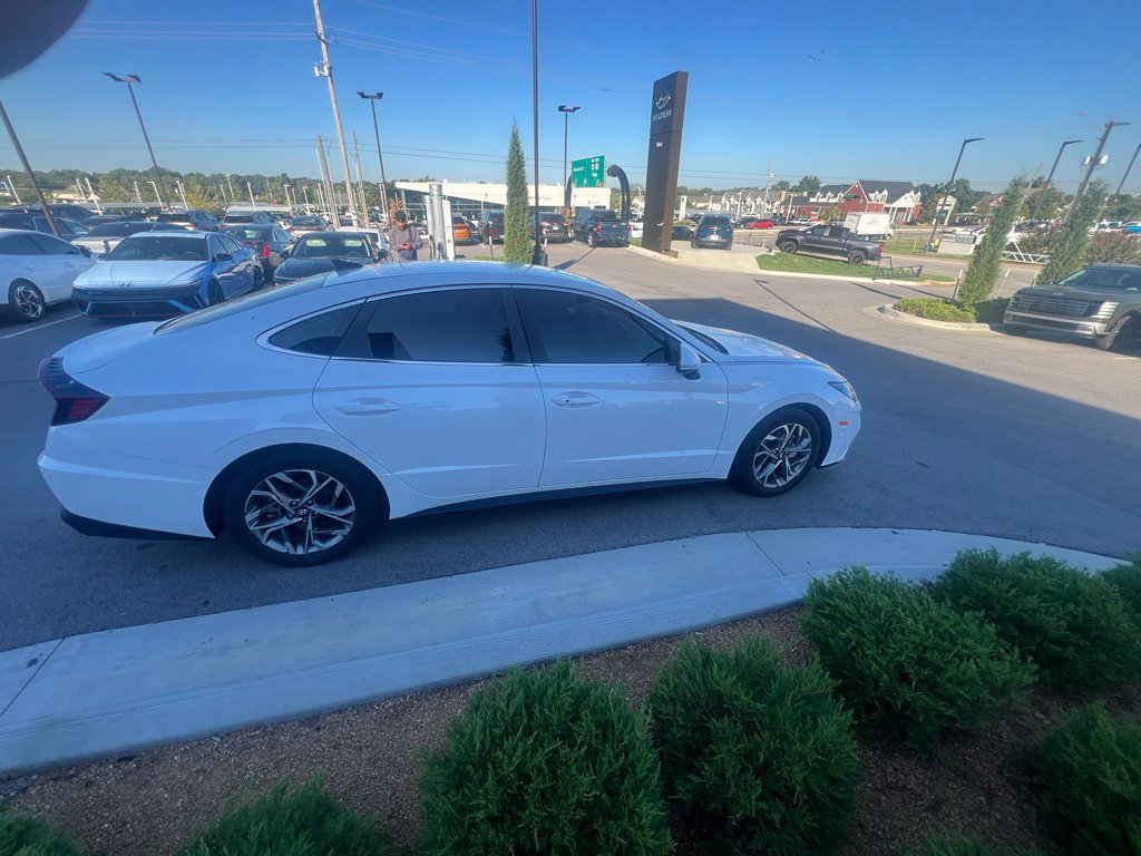 Used 2022 Hyundai Sonata SEL w/ Cargo Package FWD image 8