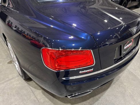 Used 2015 Bentley Flying Spur W12 image 46