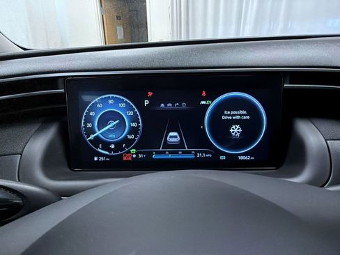 Used 2023 Hyundai Tucson SEL image 18