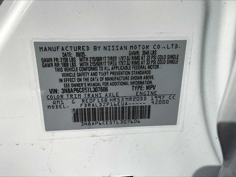 New 2026 Nissan Kicks SV image 14