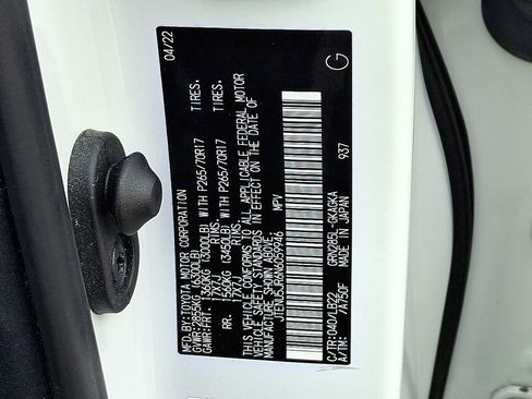 Used 2022 Toyota 4Runner SR5 Premium w/ Moonroof Package image 28