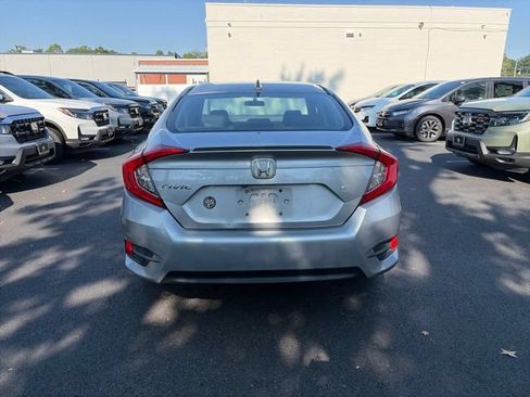 Used 2016 Honda Civic EX-T image 6