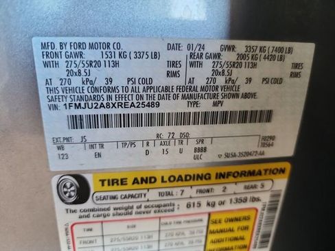 Used 2024 Ford Expedition Limited image 42