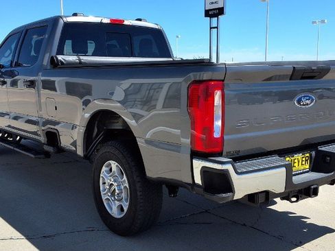 Used 2025 Ford F250 XLT w/ FX4 Off-Road Package AWD/4WD image 6