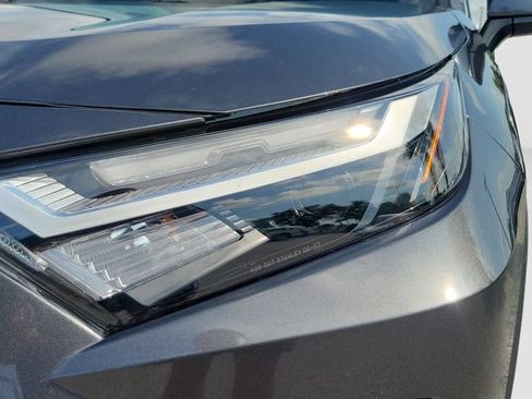 Certified 2025 Toyota RAV4 XLE w/ Convenience Package FWD image 9
