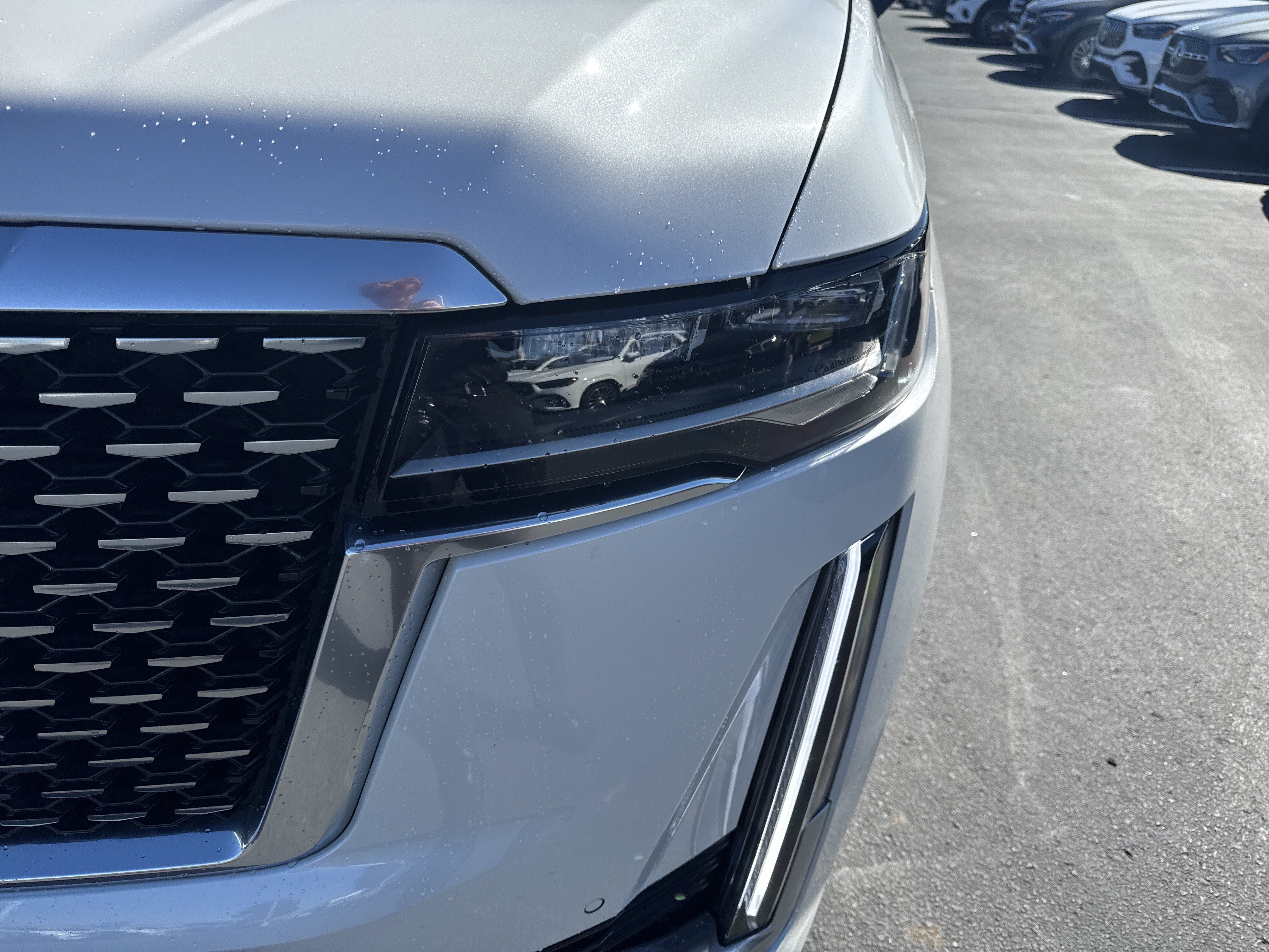 Used 2021 Cadillac Escalade Premium Luxury w/ Driver Assist Tech Package AWD/4WD image 6