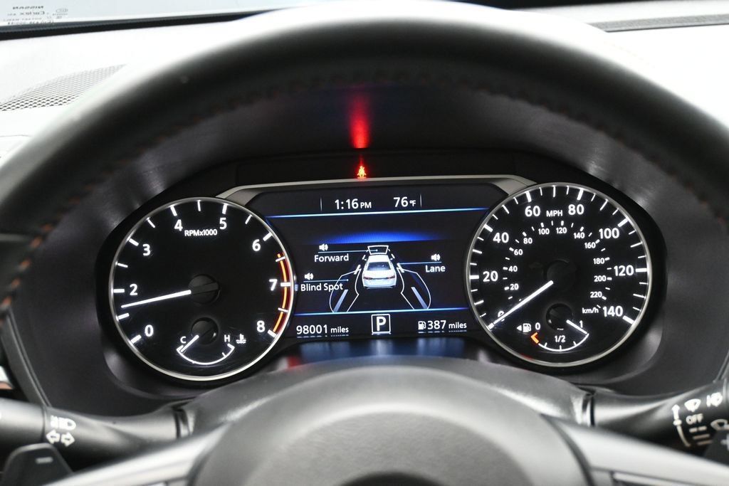 Used 2022 Nissan Altima 2.5 SR w/ Midnight Edition Package AWD/4WD image 11