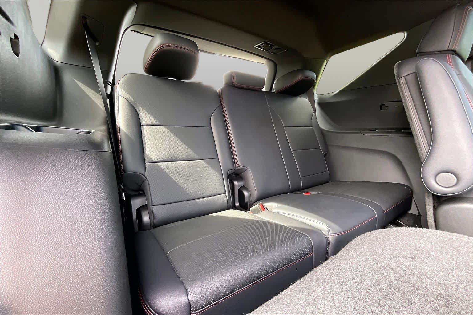 Used 2026 Chevrolet Traverse RS w/ LPO, Floor Liner Package AWD/4WD image 27