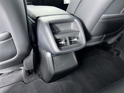 Used 2026 Cadillac Lyriq Sport image 22