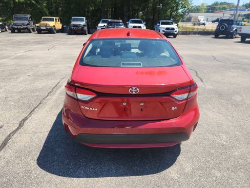 Used 2021 Toyota Corolla LE FWD image 7
