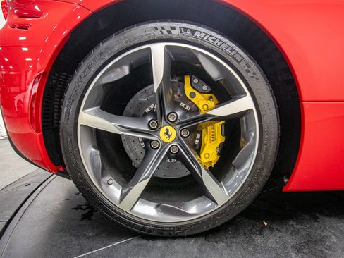 Used 2022 Ferrari SF90 Stradale AWD/4WD image 33