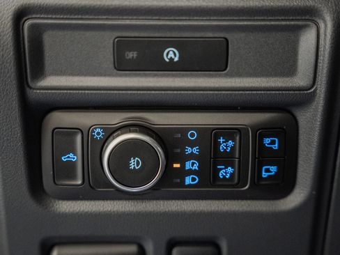 Certified 2025 Ford F150 Lariat image 46