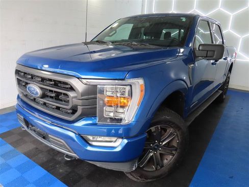 Used 2022 Ford F150 XLT w/ Equipment Group 302A High AWD/4WD image 4
