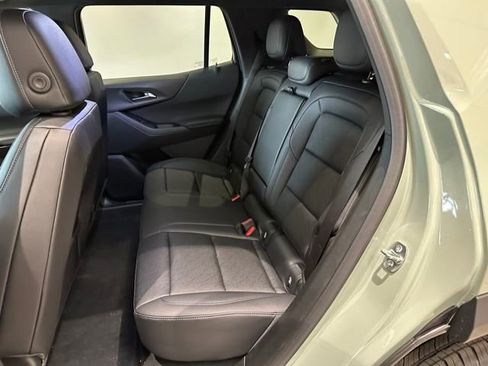 New 2026 Chevrolet Equinox LT w/ Convenience Package II image 17