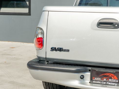 Used 2004 Ford F150 Lightning RWD image 43