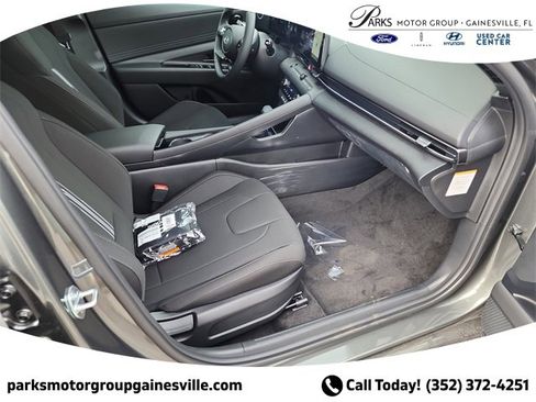 New 2025 Hyundai Elantra SEL w/ Cargo Package image 9