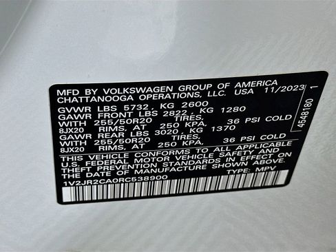 Used 2024 Volkswagen Atlas SE image 33