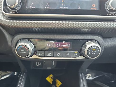 Used 2020 Nissan Kicks SV FWD image 24