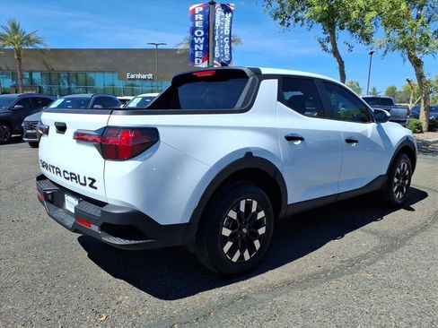 Certified 2025 Hyundai Santa Cruz SE image 5