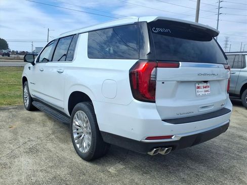 New 2026 GMC Yukon Denali w/ Denali Reserve Package AWD/4WD image 5