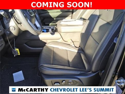 Used 2023 GMC Yukon Denali w/ Denali Reserve Package image 7