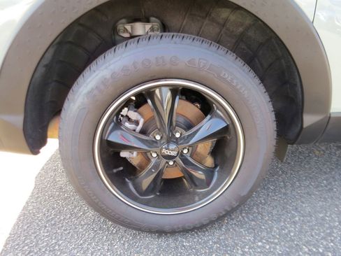 Used 2023 Hyundai Santa Cruz SEL Premium image 10