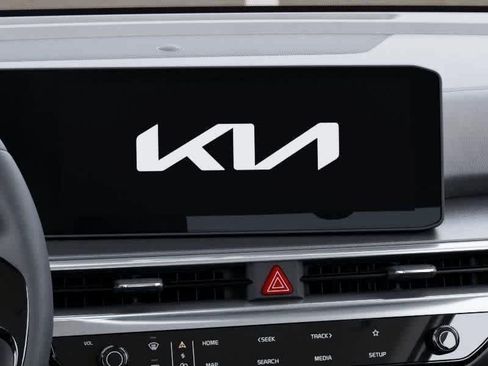 Certified 2026 Kia Sorento LX FWD image 19