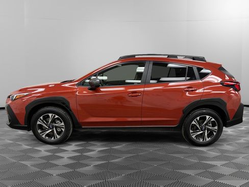 Certified 2025 Subaru Crosstrek 2.0i Premium image 2