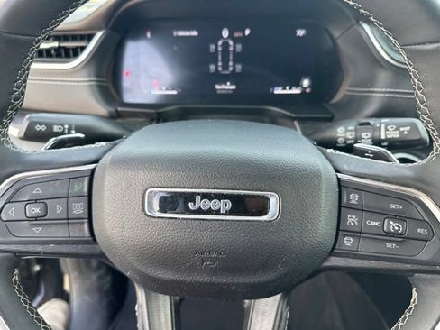Used 2024 Jeep Grand Cherokee L Laredo AWD/4WD image 24