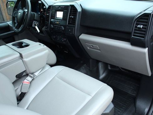 Used 2018 Ford F150 XL w/ Equipment Group 101A Mid RWD image 13
