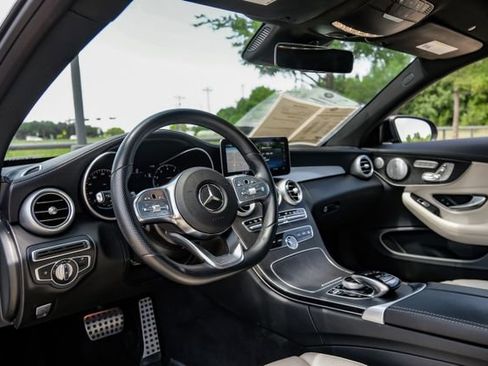 Used 2022 Mercedes-Benz C 300 Coupe image 2