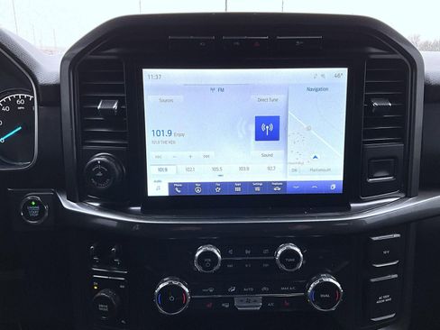 Used 2022 Ford F150 XLT w/ Equipment Group 302A High image 14