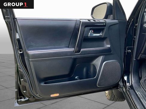 Certified 2024 Toyota 4Runner TRD Off-Road Premium w/ Off Road Premium Plus Package AWD/4WD image 22