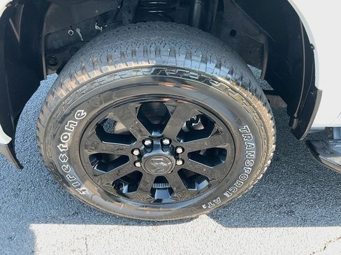 Used 2024 RAM 2500 Big Horn w/ Night Edition AWD/4WD image 9