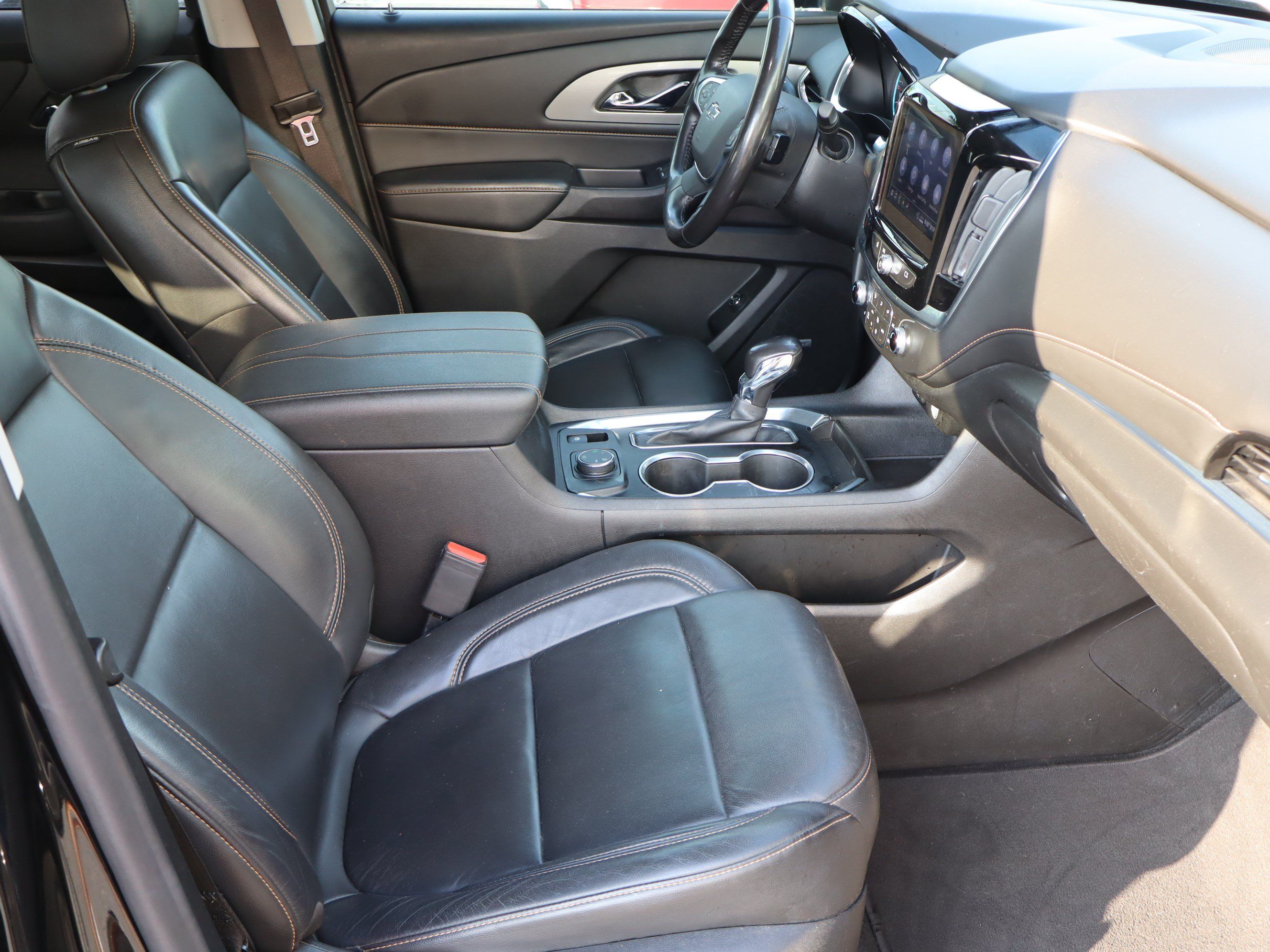 Used 2021 Chevrolet Traverse RS AWD/4WD image 39