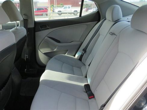 Used 2015 Kia Optima LX FWD image 15
