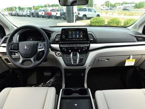 New 2026 Honda Odyssey EX-L image 7