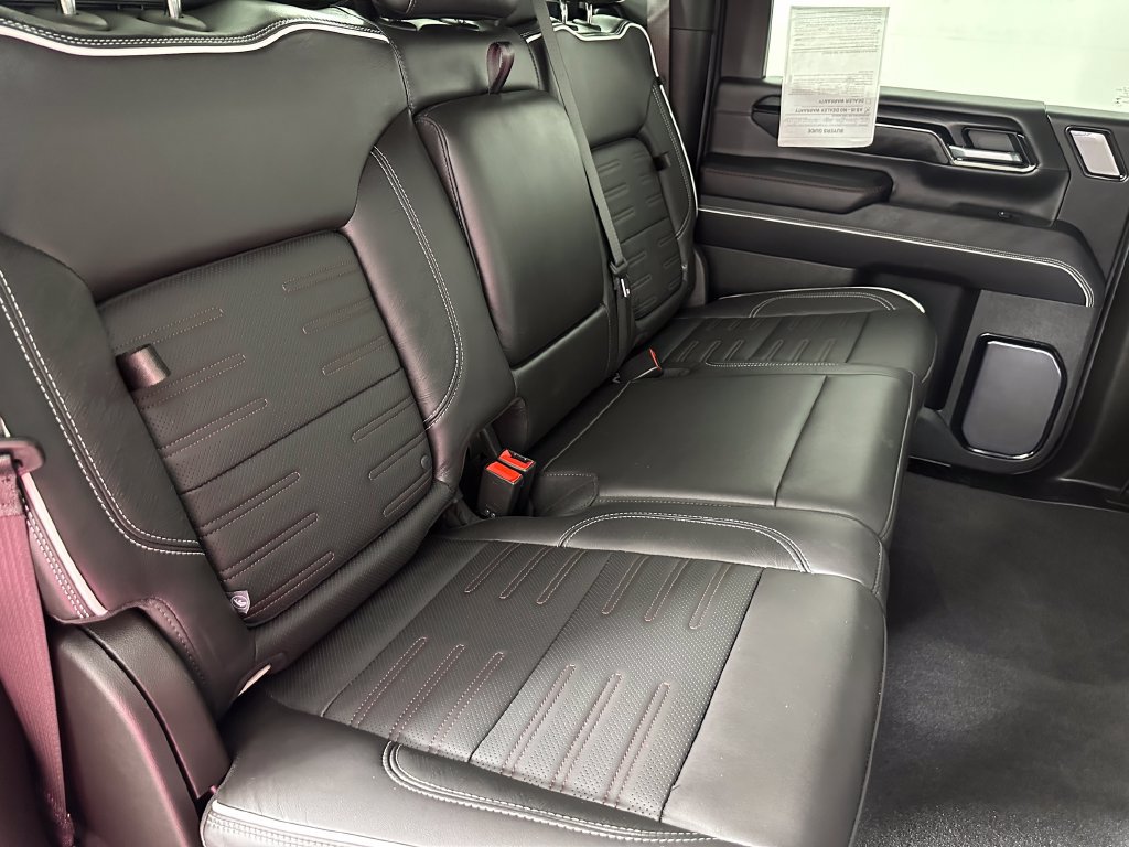 Used 2026 GMC Sierra 2500 AT4X AWD/4WD image 23