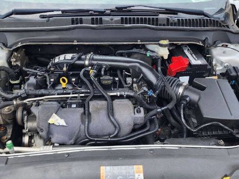 Used 2018 Ford Fusion SE AWD/4WD image 19