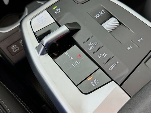 New 2026 BMW X1 xDrive28i w/ Technology Package image 22