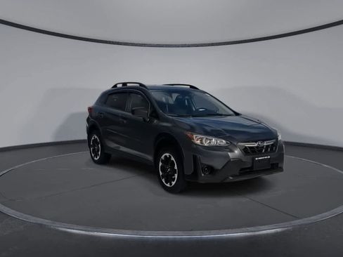 Used 2021 Subaru Crosstrek 2.0i AWD/4WD image 2