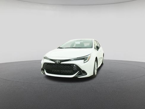 New 2026 Toyota Corolla SE image 32