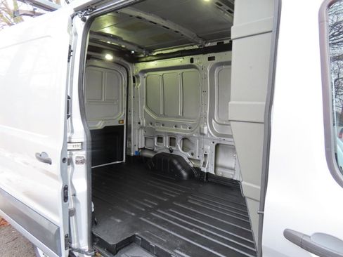 Used 2017 Ford Transit 150 130 Medium Roof image 11