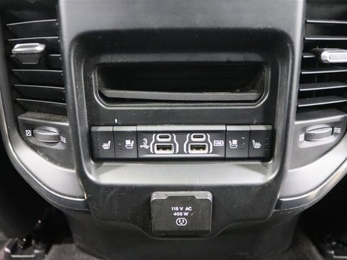 Used 2020 RAM 1500 Limited w/ Black Appearance Package image 18