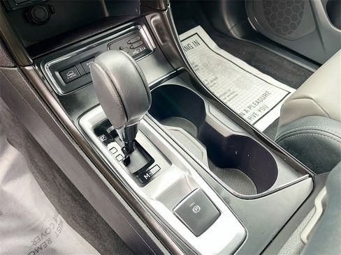 Used 2022 Subaru Ascent Onyx Edition image 15