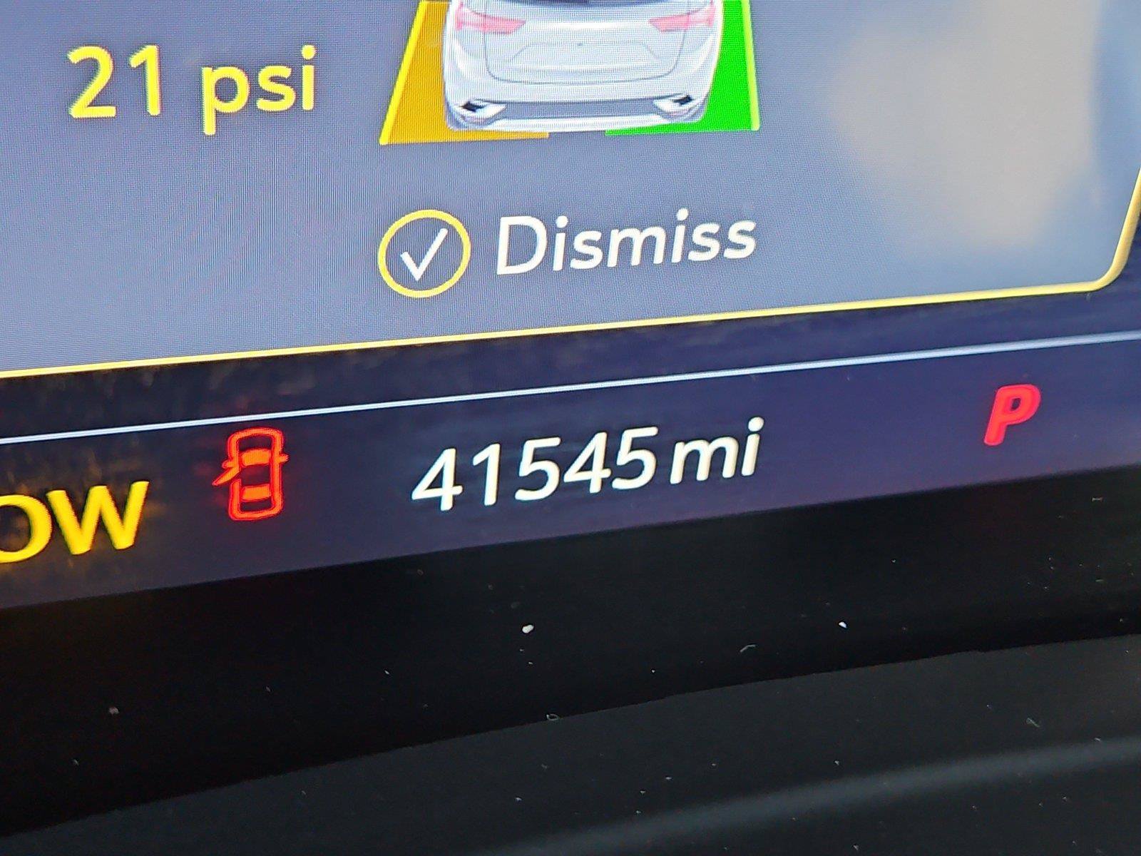 Used 2023 Buick Envision Essence AWD/4WD image 25