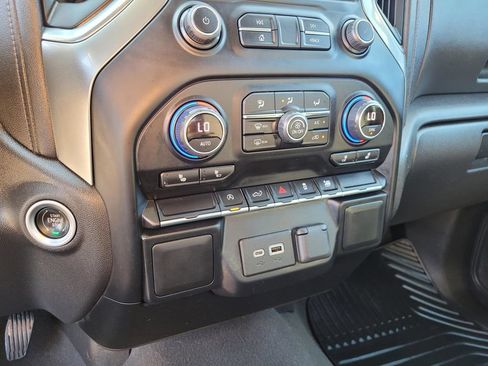 Used 2022 Chevrolet Silverado 1500 LT RWD image 25