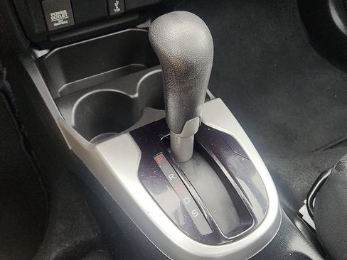 Used 2018 Honda Fit EX image 15